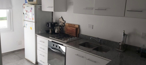 Imagen 3 de 11 de Duplex En Venta En Barrio Privado, Pilar