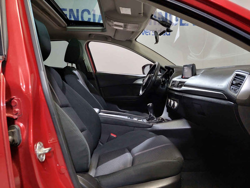 Imagen 13 de 14 de Mazda Mazda 3 2018 5p Hatchback I Touring L4/2.0 Man