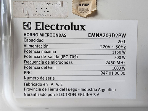 Imagen 6 de 6 de Microondas Electrolux Emna203d2pw Con Manual 20l 1150w