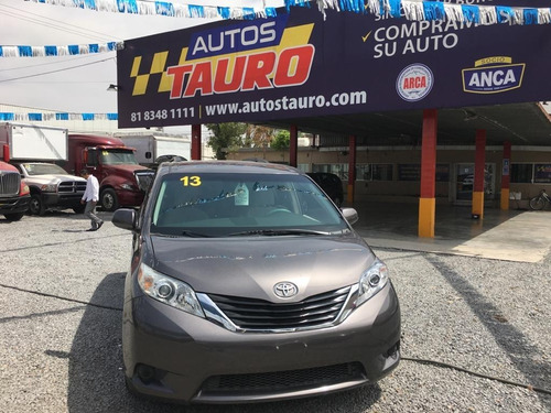 Imagen 7 de 11 de Toyota Sienna Le 2013