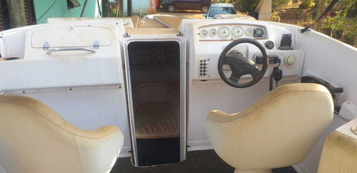 Lancha Futura 26