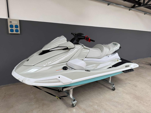 Moto De Agua Vx Ho Cruisser 1900 Audio 2025