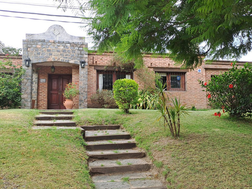 Casa De Tres Dormitorios Tres Baños, Barbacoa Gge Piscina