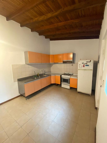 Imagen 9 de 26 de Venta - Dos Locales Y Una Casa 4 Ambientes - Bella Vista