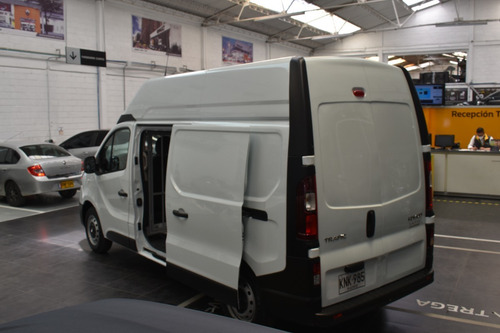 Imagen 4 de 15 de Renault Trafic Techo Alto Carga Euro 5