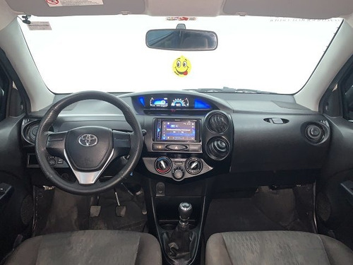 Imagem 6 de 13 de Etios 1.3 X 16v Flex 4p Manual
