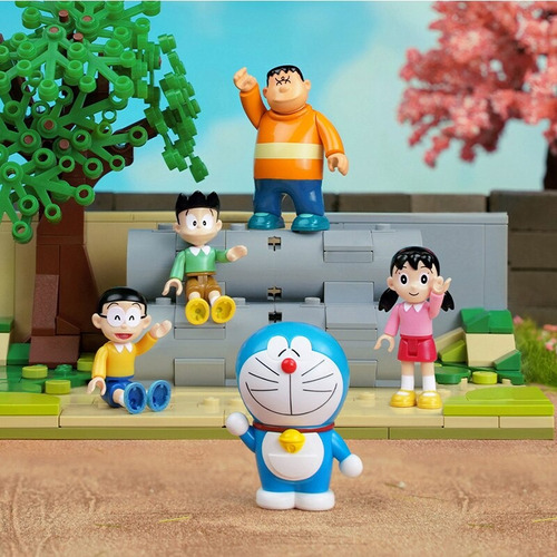 Set Doraemon Nobita Shizuka Takeshi Suneo Bloques Armables