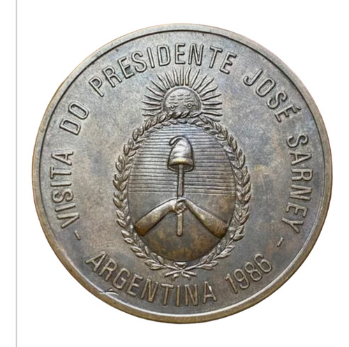 Antigua Medalla Visita Presidente José Sarmey Brasil 1986