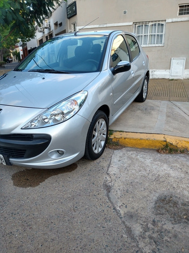 Peugeot 207 1.9 Sedan Xs 2009