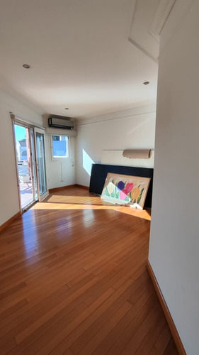 Hermosa Casa, Unica, Sobre Schmidl, Barrio Naon