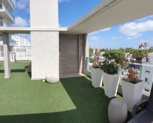 -apartamento 1 Dormitorio, Balcón, Garage, La Blanqueada.