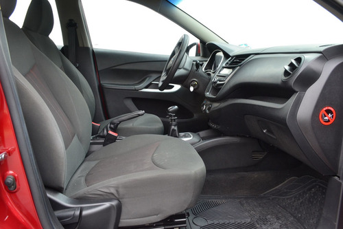 Imagen 13 de 15 de Chevrolet Aveo Lt 2020 Rojo Cereza