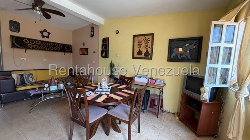 Venta Acogedora Casa Ubicada En Conjunto Cerrado,urb La Montanita Gabriela C