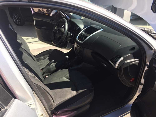Peugeot 207 Xr Sedan