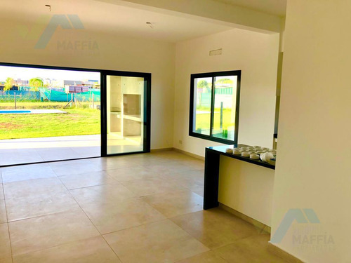 Venta Casa A Estrenar Con Pileta - Pilar Del Este San Ramiro