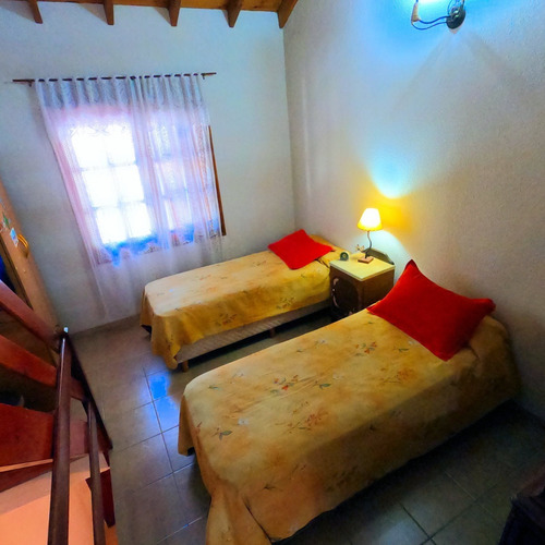 Imagen 15 de 26 de Duplex A 200 Mts De La Playa, Cochera, Calefacción, Alarma.