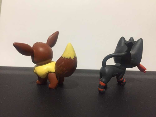Pokemon Lote De 2 Figuras Eevee Y Litten Takara Tomy (Usado)