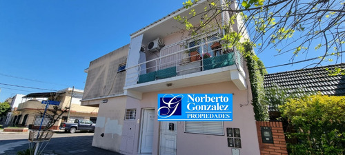 En Venta En Caseros Departamento De 2 Ambientes Con Balcon Tipo Casa En Planta Alta 