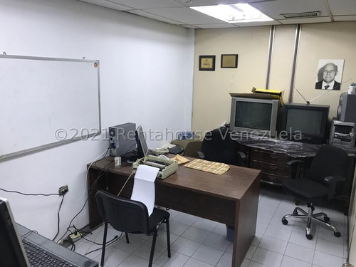 Imagen 7 de 14 de Local En Venta En La Candelaria (mg) 58 424 280 09 21