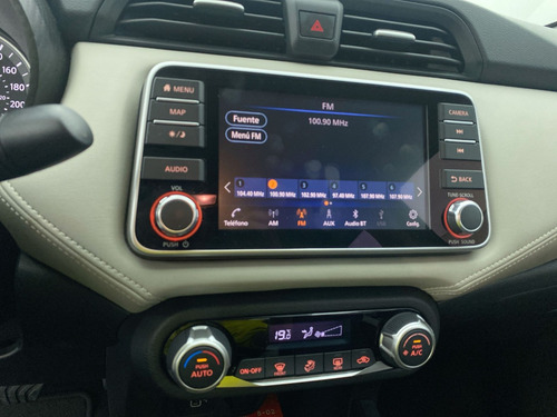 Imagen 19 de 25 de Nissan Versa Exclusive At 1.6