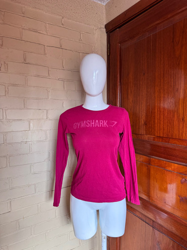 Playera Deportiva Gymshark Vino Talla S (Usado)