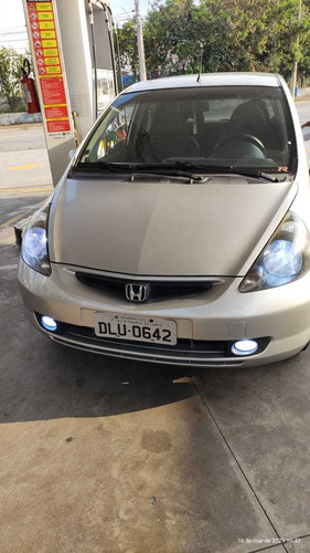 Imagem 3 de 12 de Honda Fit 2004 1.4 Lx 5p