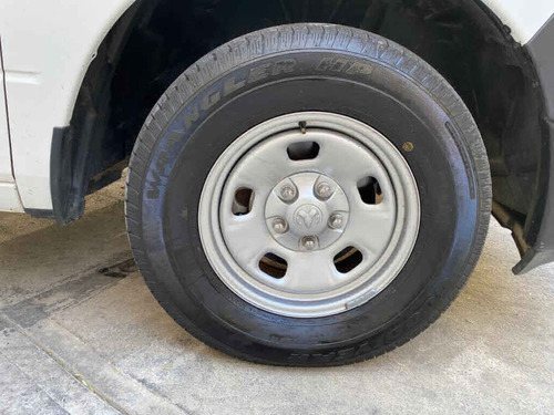 Imagen 4 de 10 de Ram Ram 2500 2019 4p Crew Cab Slt Trabajo 4x2 V8 6at