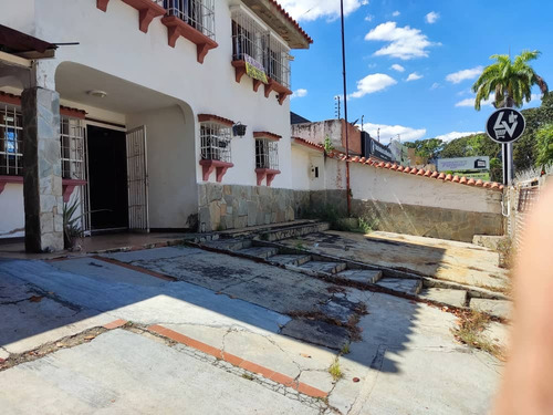 Pm Casa Con Uso Comercial En Alquiler En La Viña Valencia