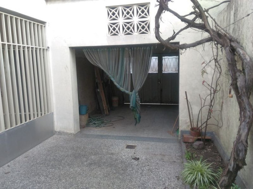 Imagen 3 de 14 de Casa Con Local Lezica 2700, San Justo Retasado Oportunidad
