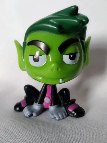 Chico bestia de juguete store