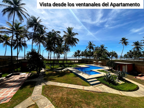 Apartamento En Venta De 3 Habitaciones En Res. La Corina