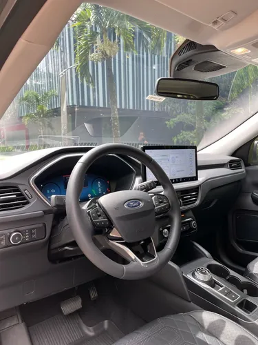 Ford Escape PLATINUM HÍBRIDA 2.5 4X4 AUTOMÁTICA