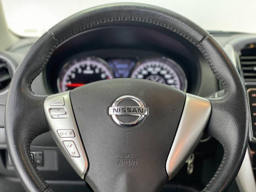 Nissan Versa 1.6 Unique Cvt