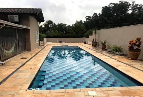Imagem 2 de 21 de Casa À Venda No Tamboré 01 Com 4 Suítes - Cnc1500