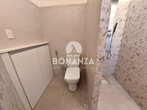 Imagen 22 de 28 de Piriápolis, Los Ángeles. Casa En Venta. 3 Dormitorios, 2 Baños.