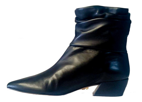 Imagem 3 de 4 de Bota Carrano Couro Bico Fino Cano Curto Salto Baixo 150205