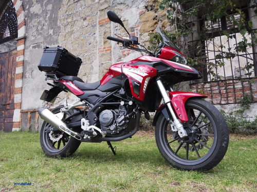 Benelli Trk 251