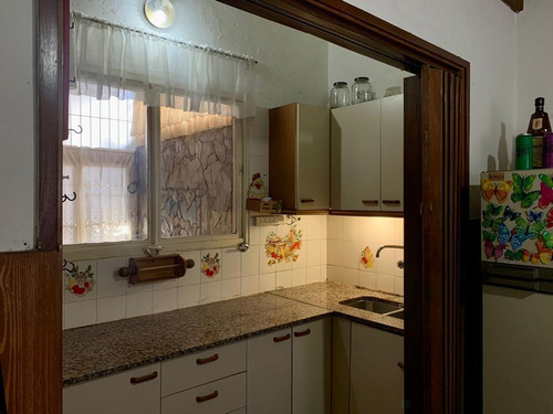 Casa En Venta Rosario España Y Hospitales - 2 Dormitorios