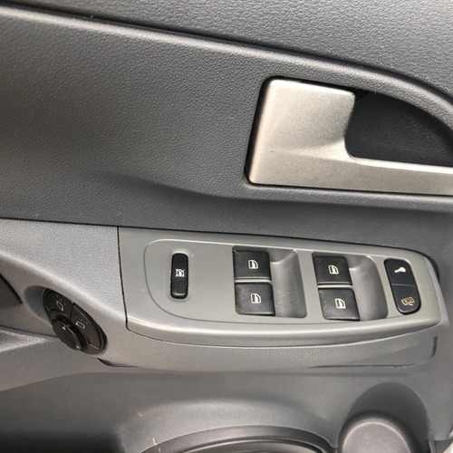 Volkswagen Suran 1.6 Highline 2007