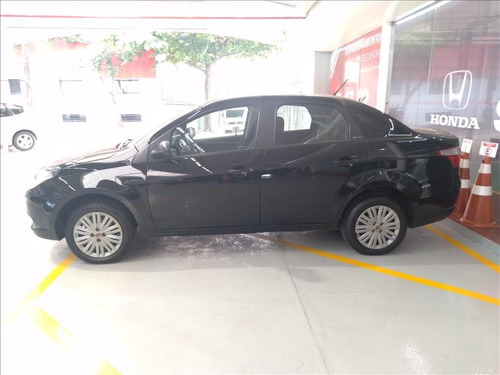 Imagem 3 de 14 de Grand Siena 1.4 Mpi Attractive 8v Flex 4p Manual