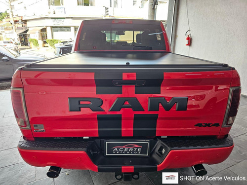 Ram Classic Laramie Night Ed. 5.7 4x4 Aut.