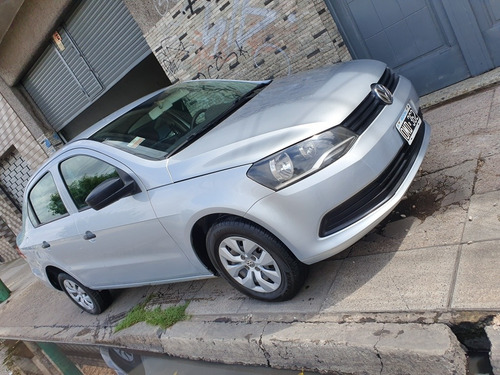 Volkswagen Voyage 1.6 Comfortline 101cv 2015