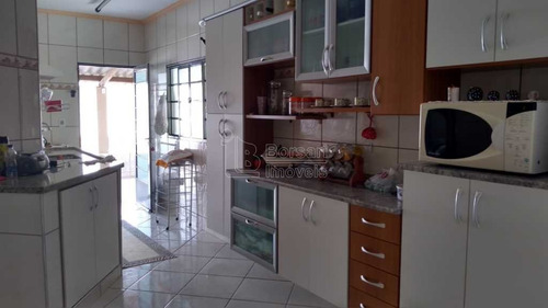 Imagem 3 de 6 de Venda De Casas / Padrão Na Cidade De Araraquara 5943