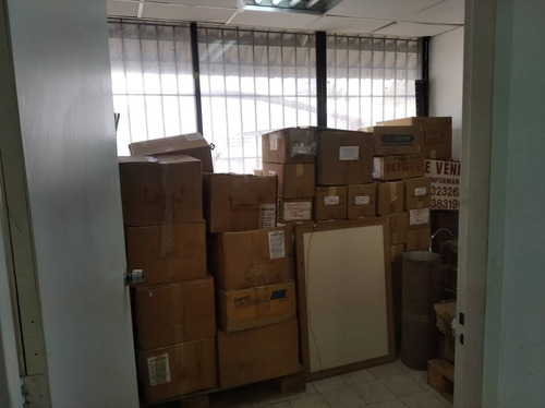 Imagen 9 de 15 de Oficina O Local (puede Ser Utilizado A Gusto Personal) En Alquiler Ubicado En Boleita