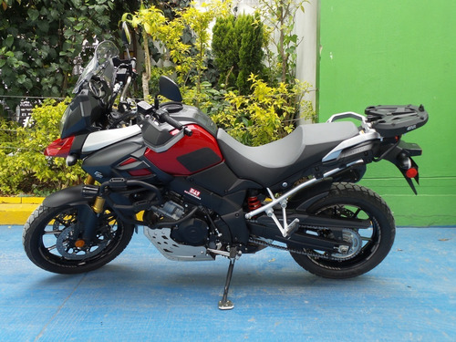 Suzuki V-strom 1000