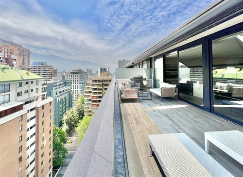 Moderno Penthouse: El Golf