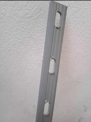 Perfil O Fleje En Pvc Gris Para Piso De Granito O Concreto