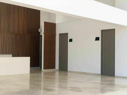 Lujoso Departamento En Venta En Zona Hotelera De Cancun