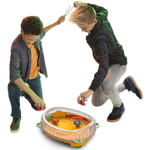  Beyblade Estadio 2 Juguetes De Combate Y 2 Lanzadores