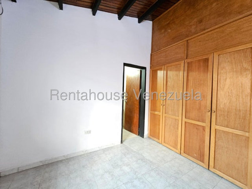 Casa En Venta La Morita I Urb Los Sauces Maracay 25-18599 Apd